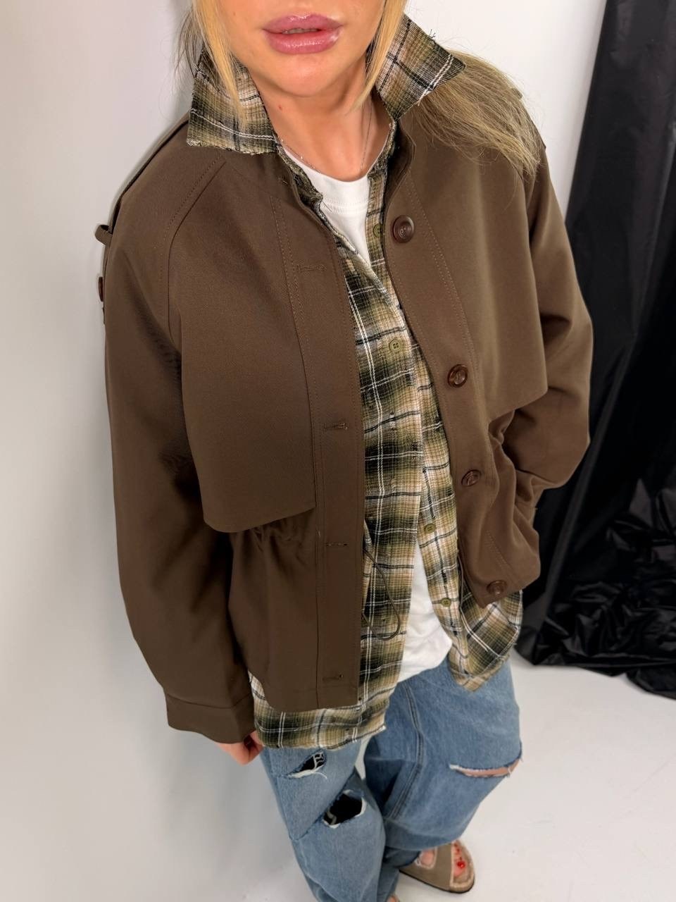 куртка в стиле милитари,куртка оверсайз,куртка с карманом,куртка,женская куртка