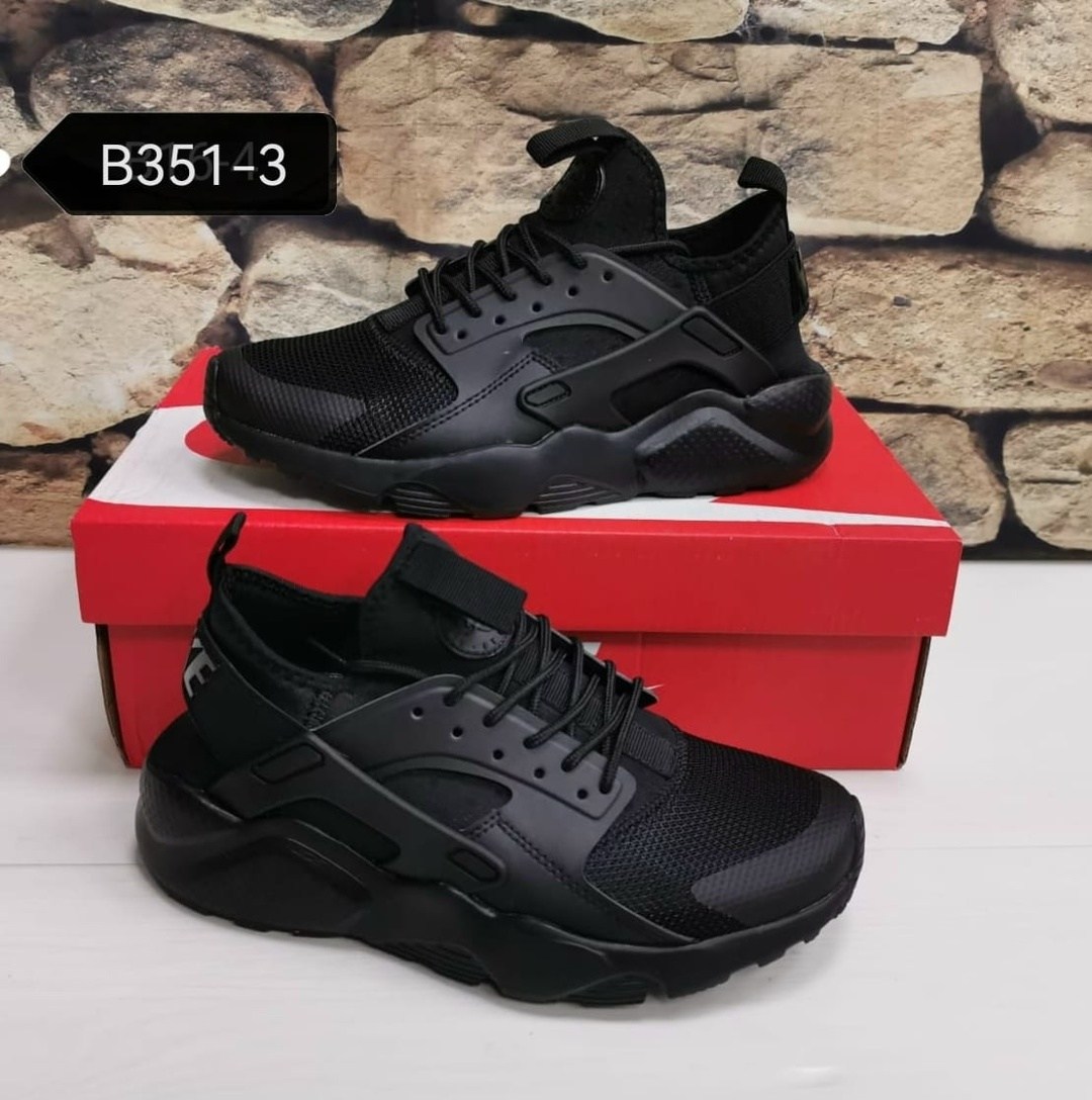 кроссовки nike air huarache,мужские кроссовки nike air huarache,кроссовки nike huarache,кроссовки найк мужские черные с белой подошвой,хуарачи кроссовки