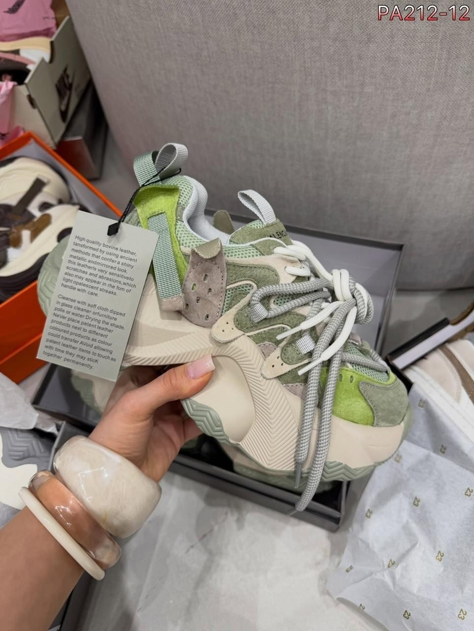 кроссовки женские,женские массивные кроссовки,кроссовки,кроссовки массивные,повседневные кроссовки