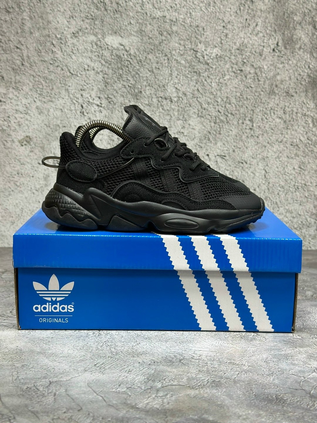 мужские кроссовки adidas ozweego,кроссовки adidas ozweego,кроссовки adidas,кроссовки мужские adidas,кроссовки