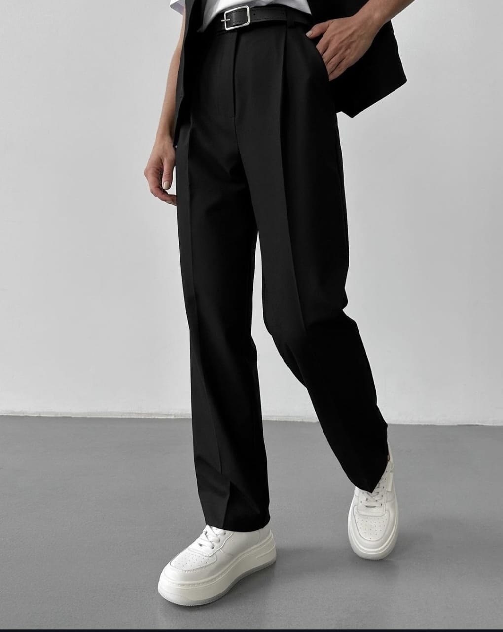 модные брюки,брюки широкие,серые широкие брюки,брюки капри в базовых цветах,прямые брюки