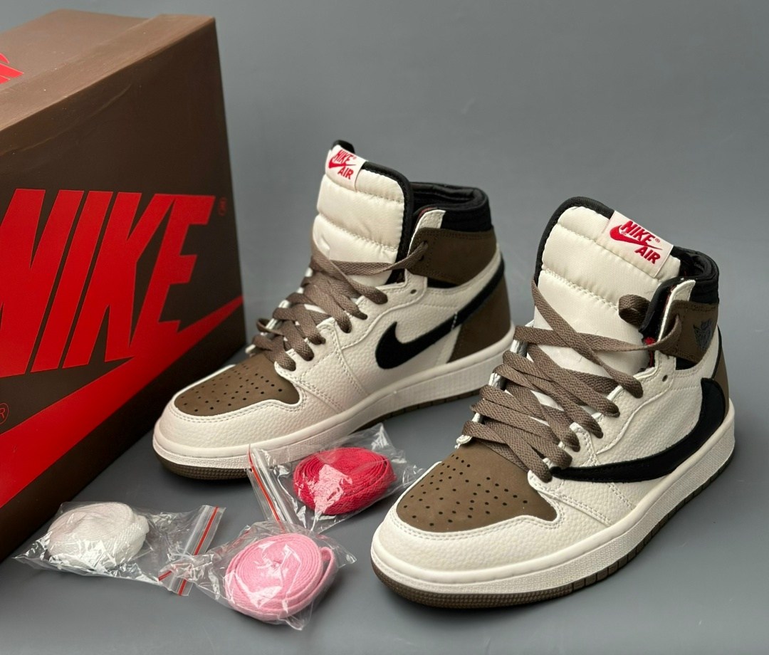 кроссовки nike air jordan 1 x travis scott цвет коричневый,кроссовки nike air jordan 1 x travis scott,nike air jordan 1 travis scott,jordan 1 travis scott,nike jordan cactus jack travis scott