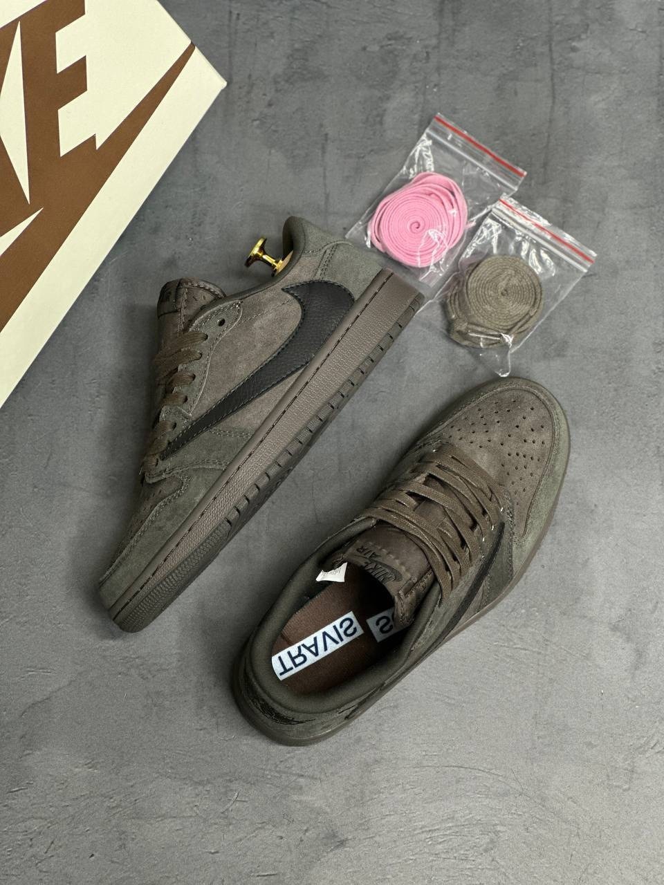 кроссовки nike travis scott air jordan 1 low,кроссовки travis scott x air jordan 1 low velvet brown nike,nike air jordan 1 low travis scott,кроссовки travis scott x air jordan 1 low,air jordan 1 low t