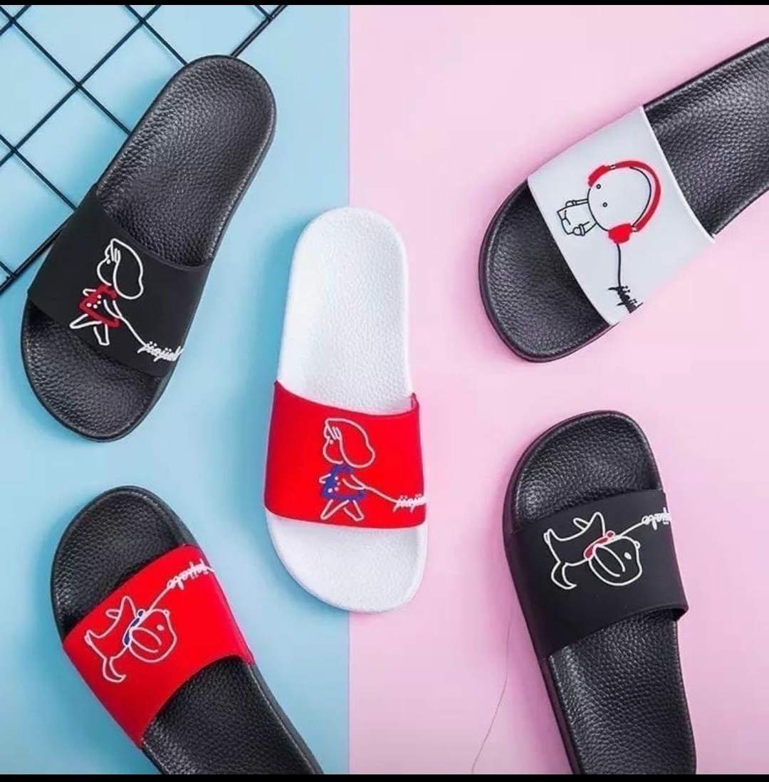 женские шлепанцы,,шлепанцы модные,шлепки для собак,тапочки модные