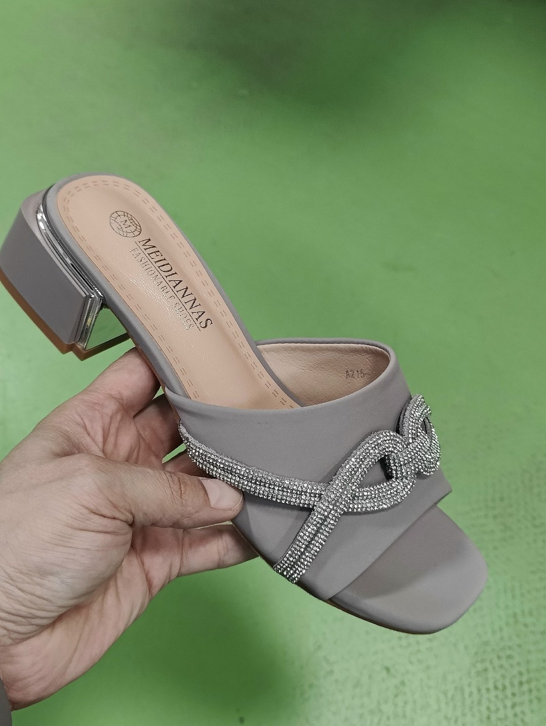 ,праздничные босоножки,сабо и мюли,женская ,женские шлепанцы