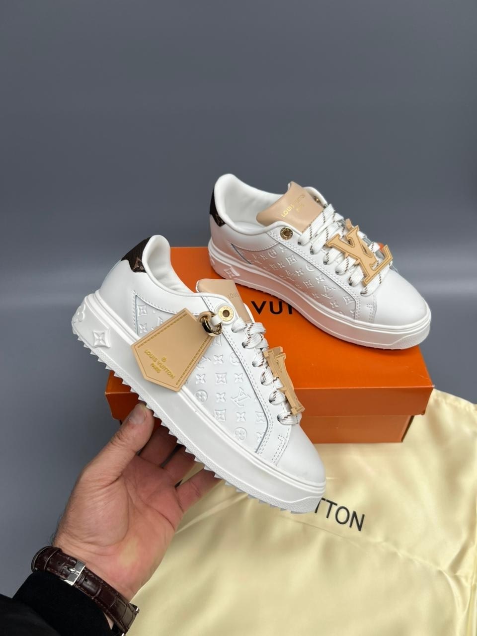 кроссовки женские louis vuitton,,кеды louis vuitton,луи виттон кеды,кеды луи виттон женские