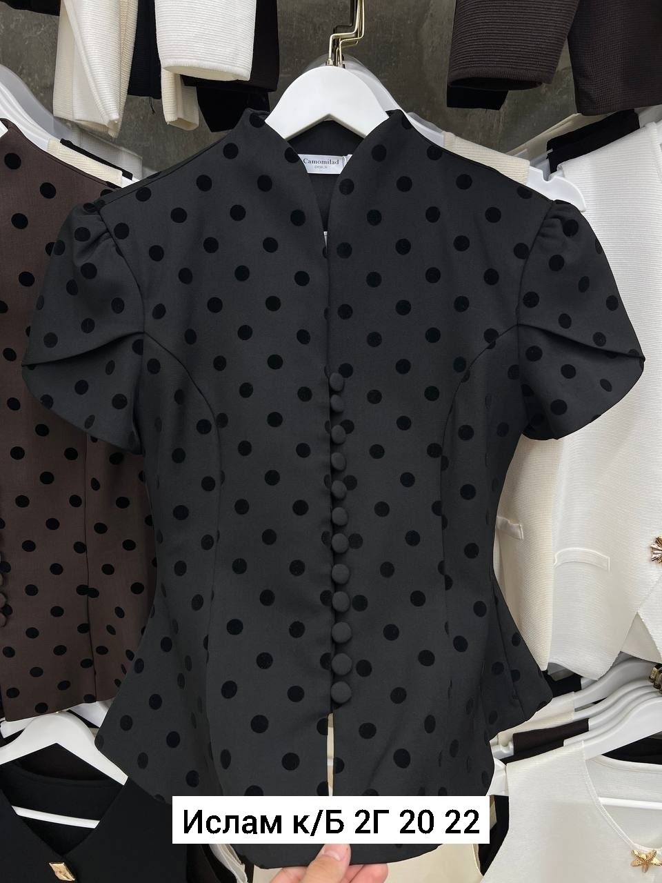 блузка в горошек,блузка женская,элегантная блузка,приталенный жакет,жакет