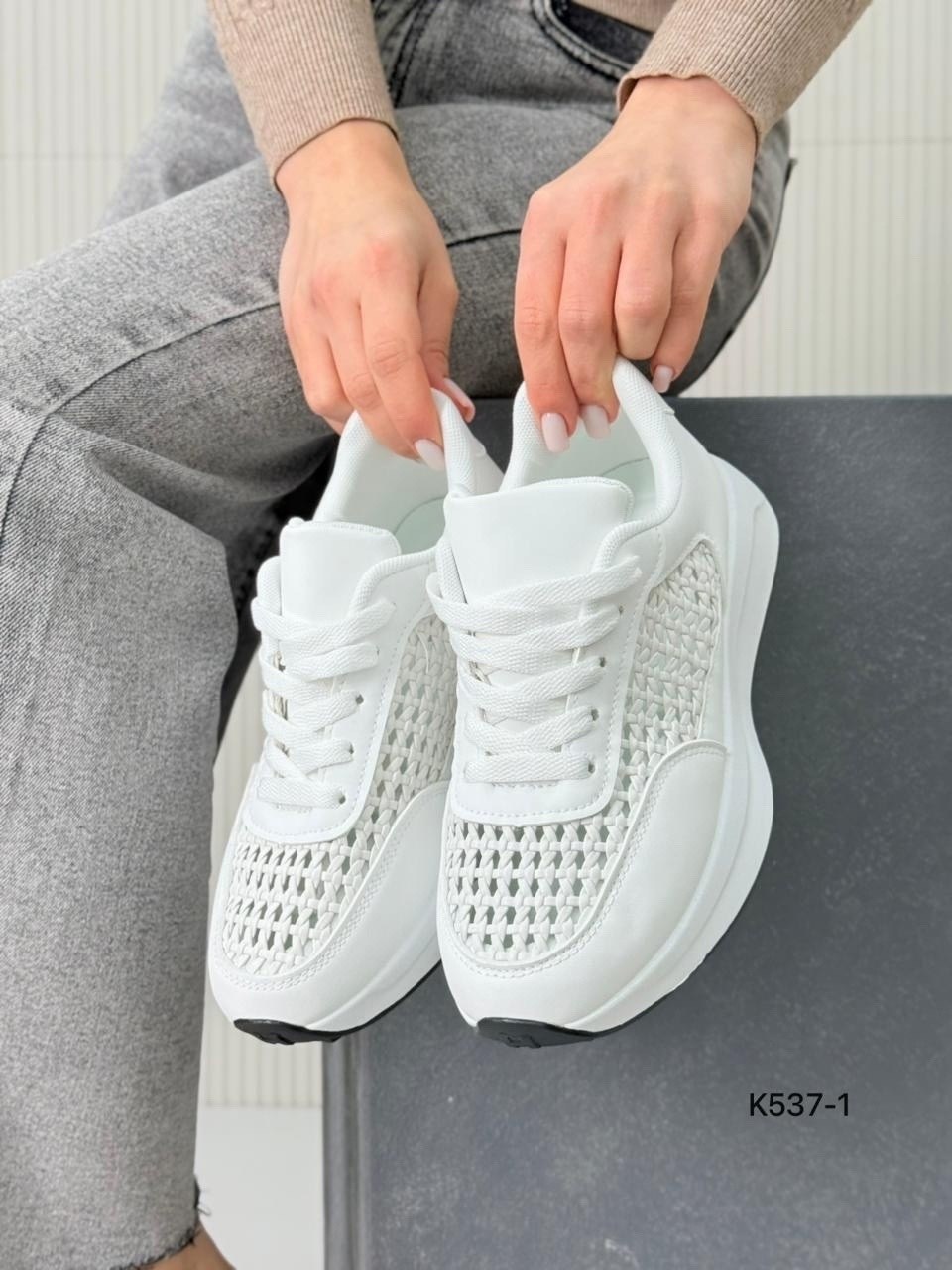 ,кроссовки женскиe,кроссовки перфорированные женские,кроссовки для женщин,кроссовки белая