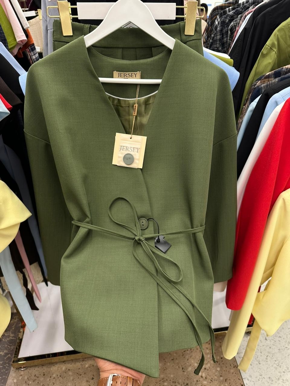 пальто модное,женский блейзер с поясом,блейзер с поясом,женские жакеты,пиджак пальто