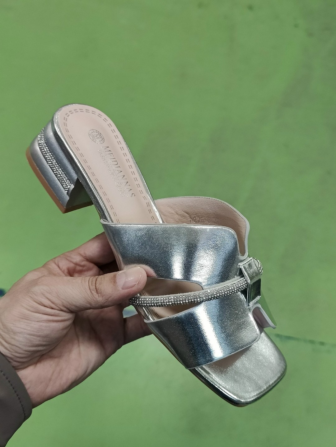 ,женские шлепанцы,женские босоножки,женская ,обуви