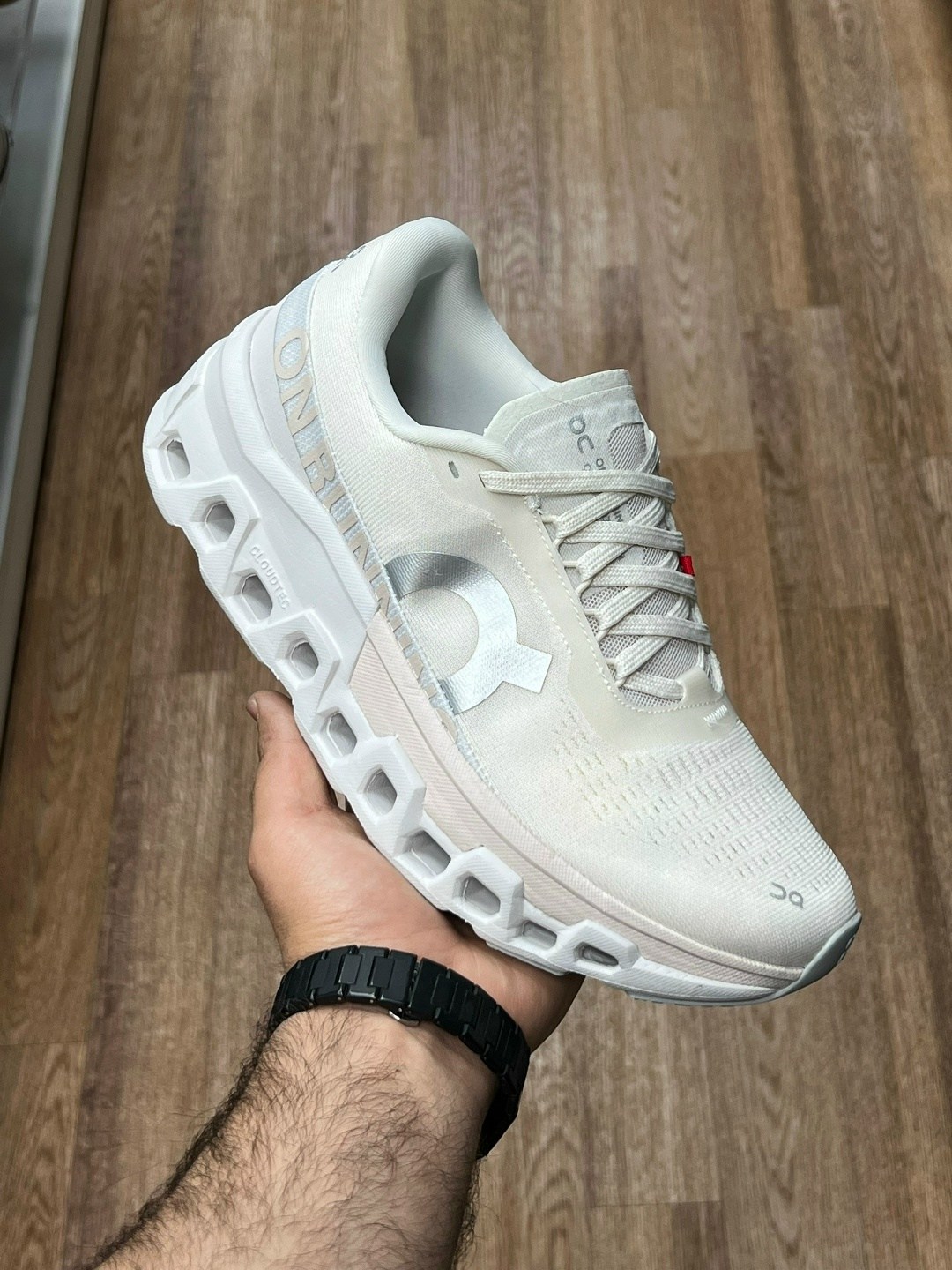 on cloudmonster кроссовки,кроссовки on cloudmonster белый,кроссовки on,кроссовки женскиe,дышащие кроссовки