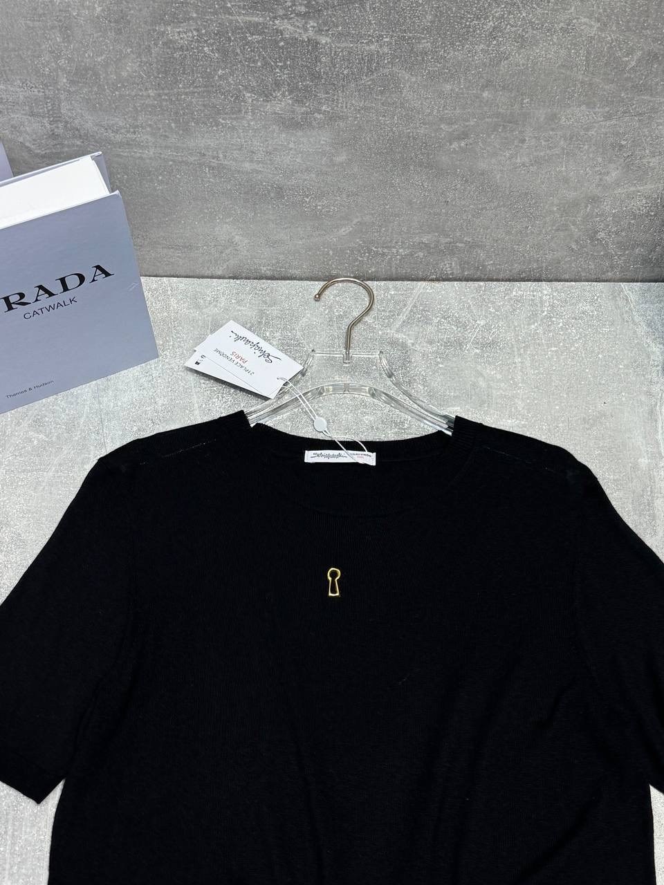 черный джемпер,футболки для женщин,футболки женская,футболка,трикотажная футболка