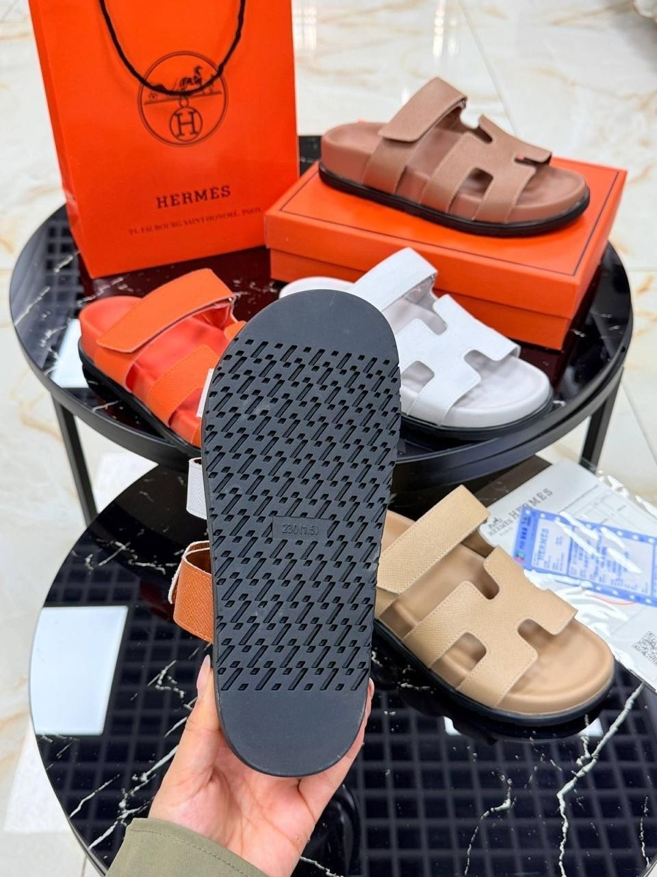 шлепанцы hermes,шлепанцы hermes оранжевые,hermes босоножки,шлепки hermes,сандалии hermes