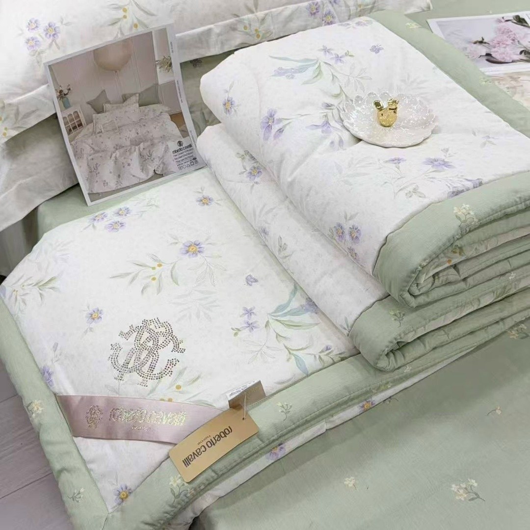 комплекты постельного белья,постельного белья,постельное белье из сатина,постельное белье eвро сатин,комплект постельного белья koloco