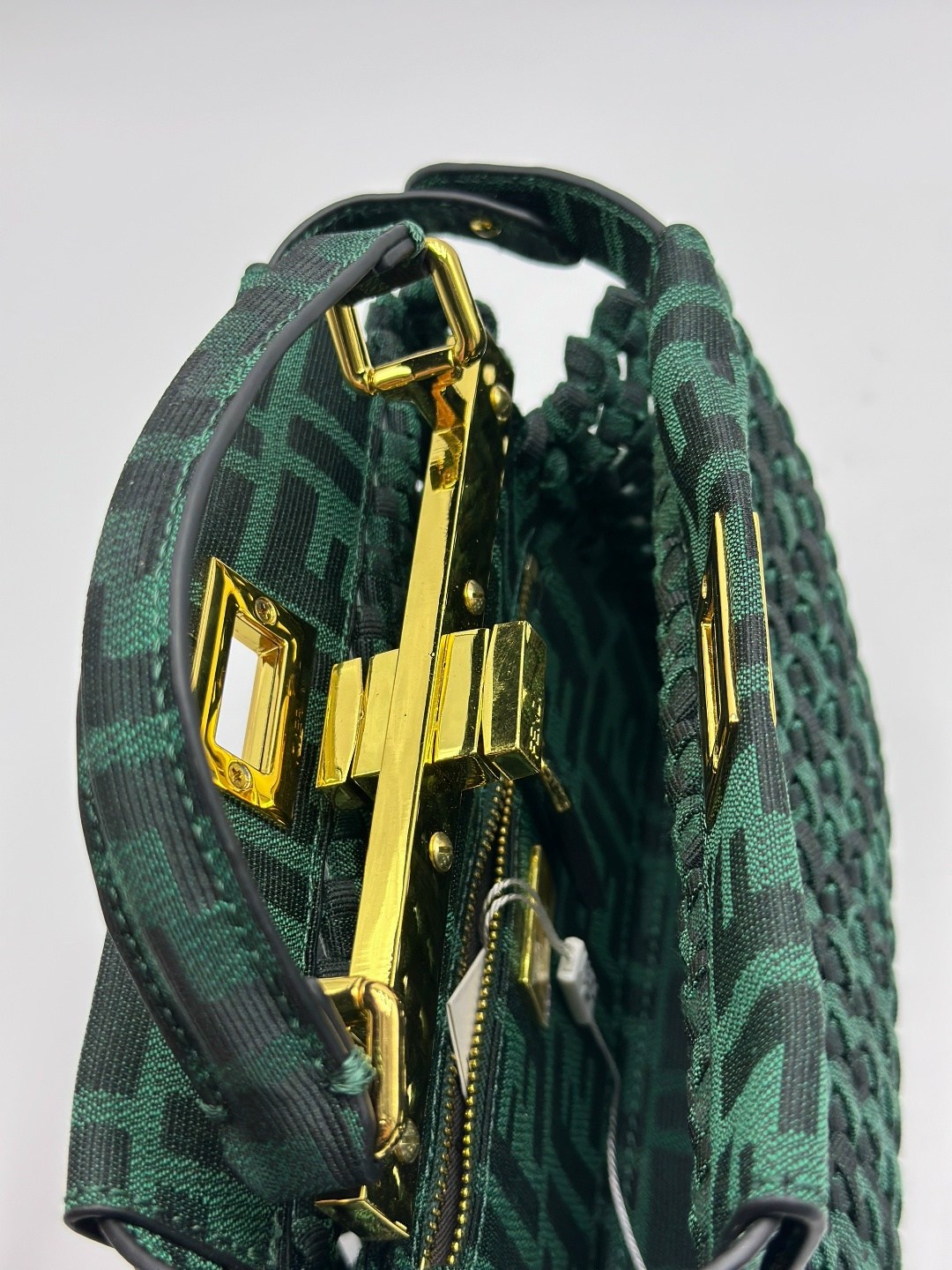 сумка фенди плетеная,плетеная сумка,сумка женская fendi,вязаная сумка,сумка фенди