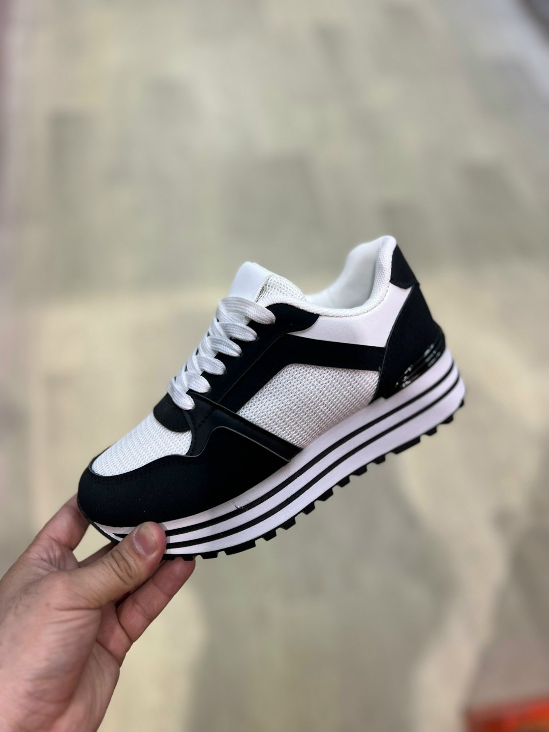 женские кроссовки,кроссовки,кроссовки для женщин,кроссовки модные,повседневные кроссовки