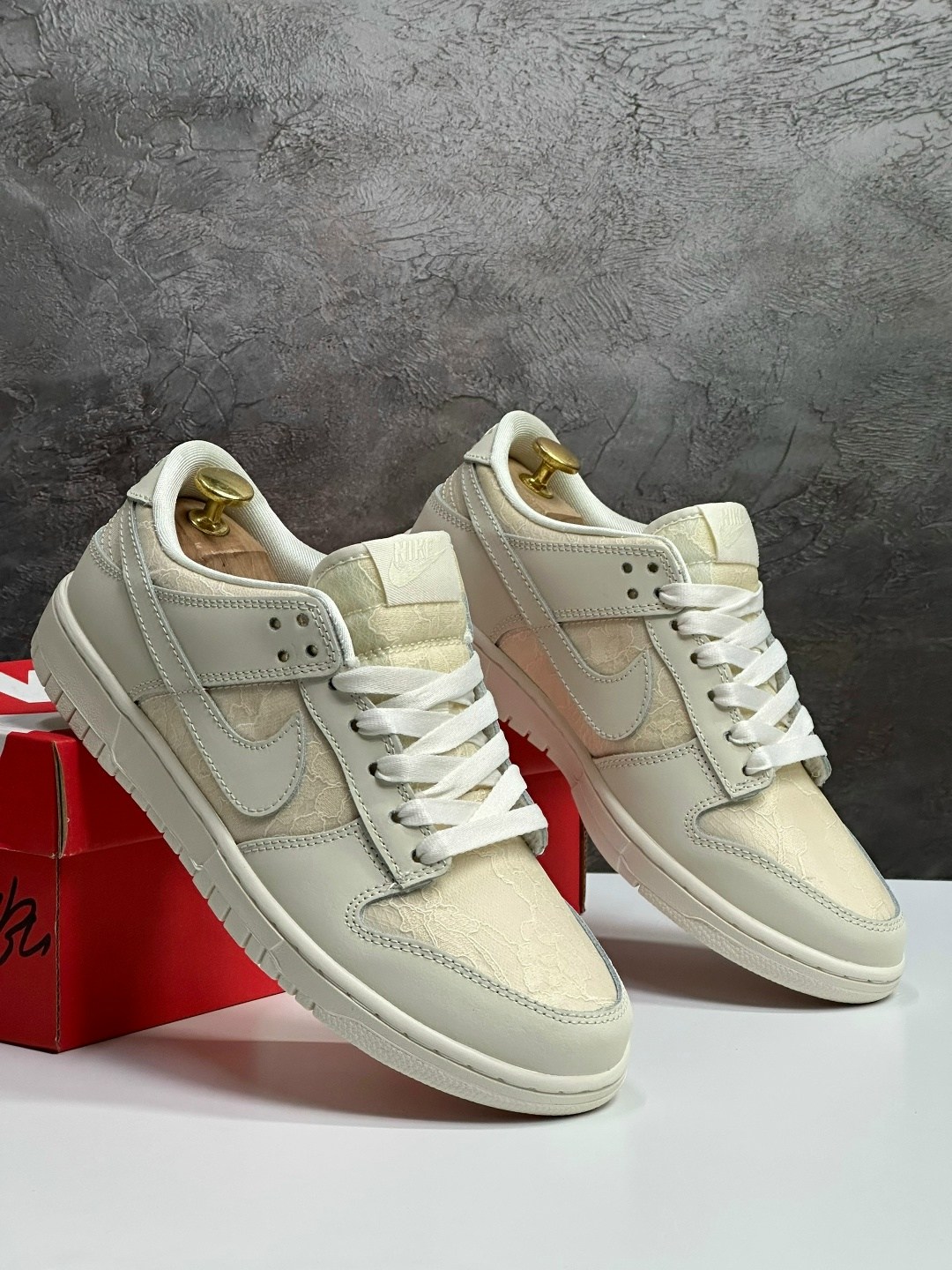 nike dunk low sail/light bone,кроссовки nike sb dunk low цвет бежевый,nike dunk low,кроссовки,nike dunk low light bone