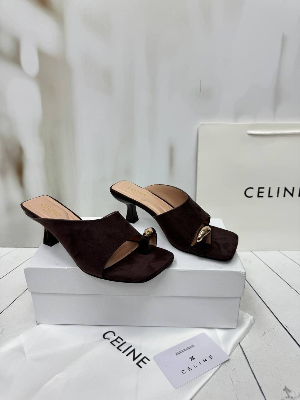 ,замшевые босоножки,босоножки на каблуках,женские босоножки,женские сандалии