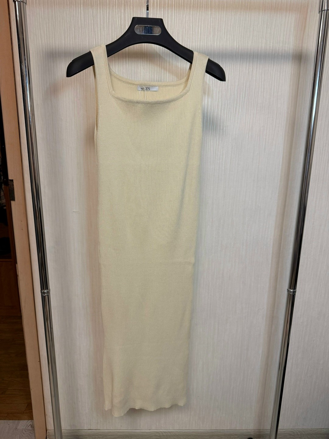 платья,платье женской,приталенное платье,трикотажное платье,облегающее платье