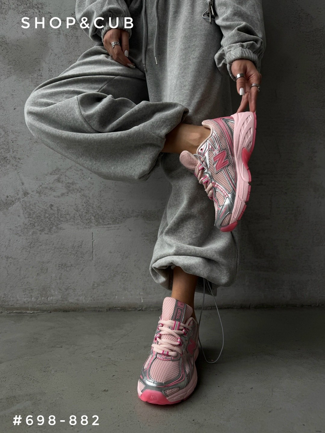 женские кроссовки,кроссовки,женская одежда,женские костюмы,кроссовки стильные