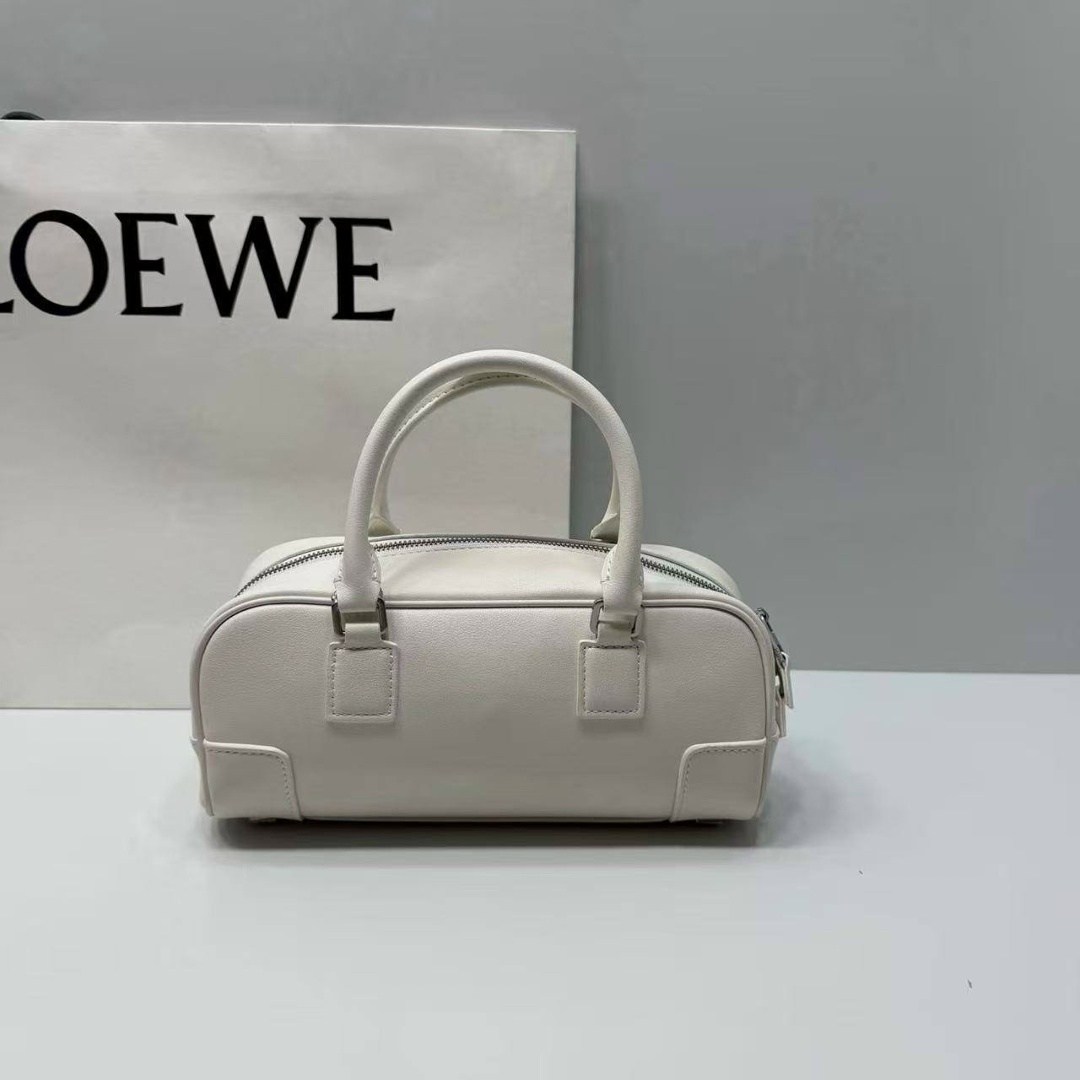 loewe сумка,сумка,сумка женская брендовая,сумки женская,модная сумка