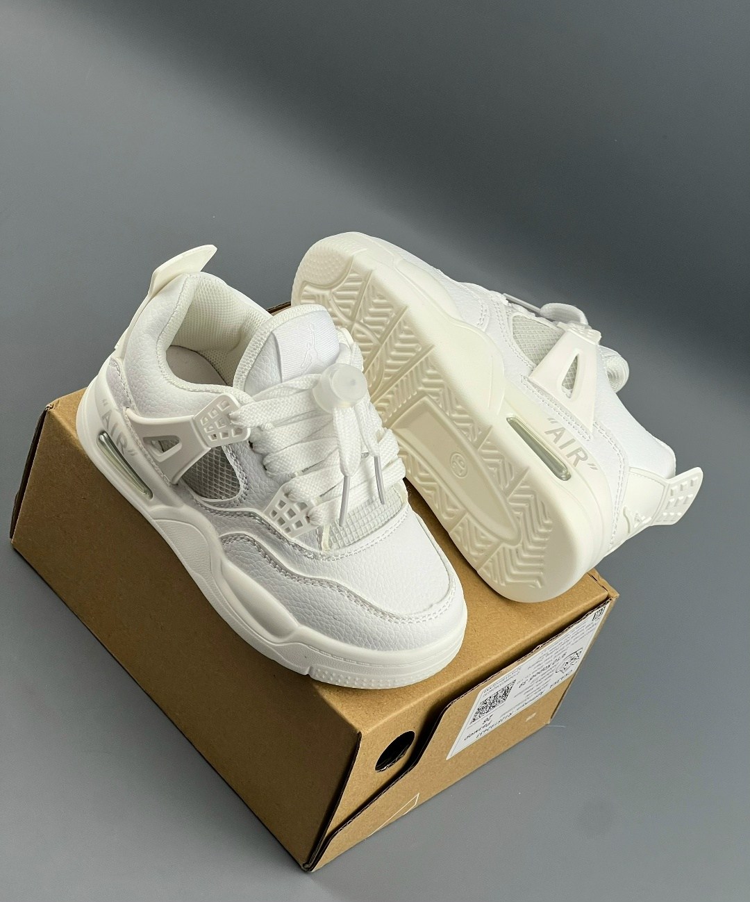 спортивная,кроссовки премиум,женские кроссовки,белые кроссовки,кроссовки