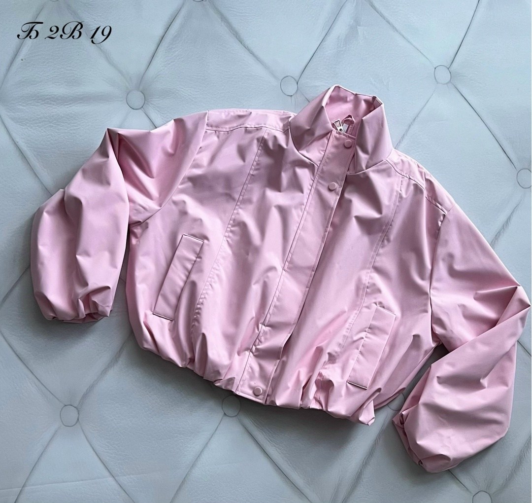 куртка бомбер,ветровка женская,стильная куртка,легкая куртка,женская куртка