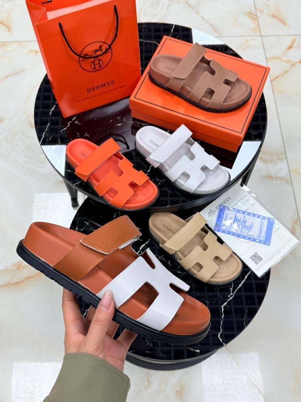 шлепанцы hermes,шлепанцы hermes оранжевые,hermes босоножки,шлепки hermes,сандалии hermes