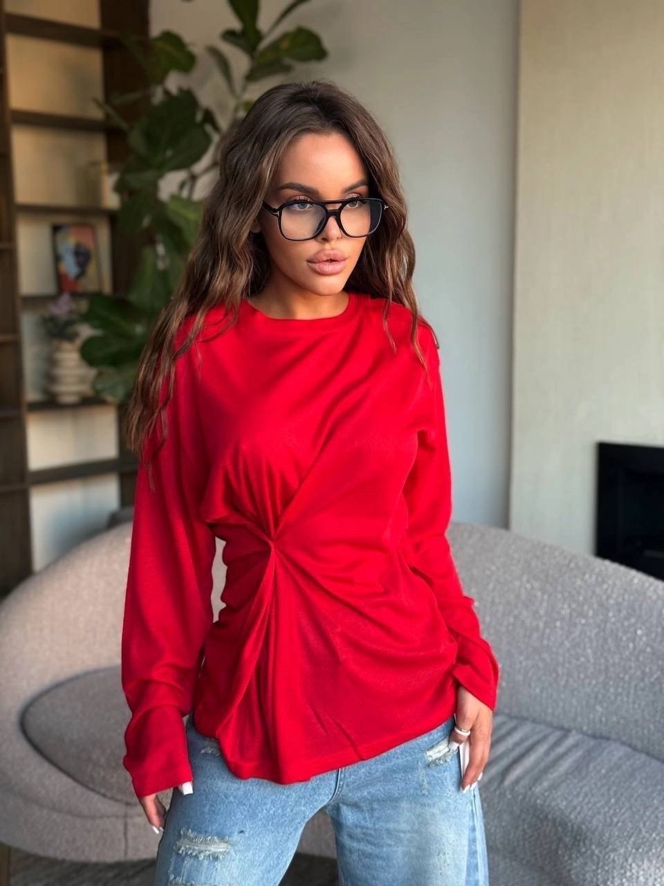 женская кофта,бежевый лонгслив,лонгслив с узлом love to wear цвет бежевый,кофта с драпировкой,лонгслив женский кофта