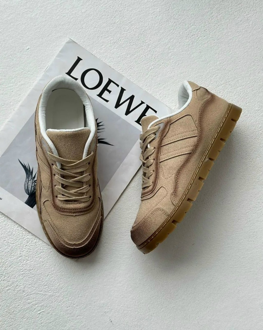 ,оранжевые кроссовки,женские кроссовки,кросовки женские,спортивные кроссовки