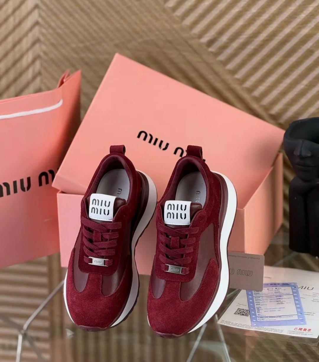,кроссовки замша,кроссовки дизайнерские,кроссовки менс бордовые,женские кроссовки