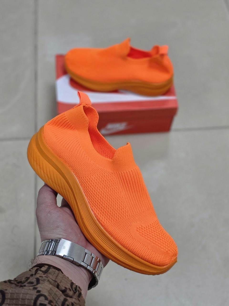 кроссовки женскиe,оранжевые кроссовки,дышащие кроссовки, спортивная,кроссовки