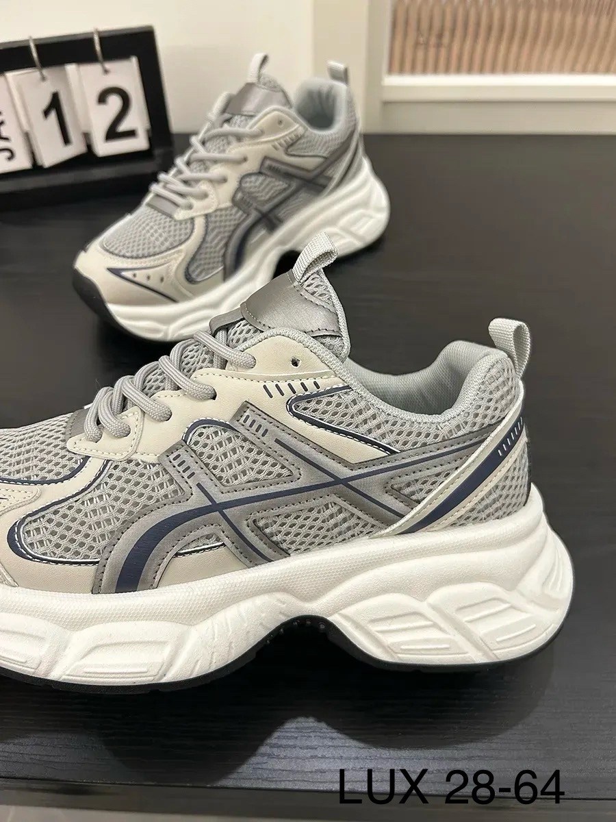 кроссовки женскиe,спортивная ,стильные кроссовки,кроссовки с толстой подошвой,спортивные кроссовки