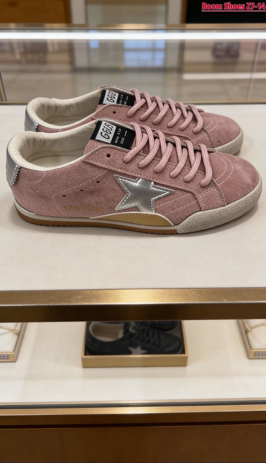 бело-розовые кроссовки golden goose со звездами,кроссовки golden goose,,golden goose super star,кроссовки golden goose super-star