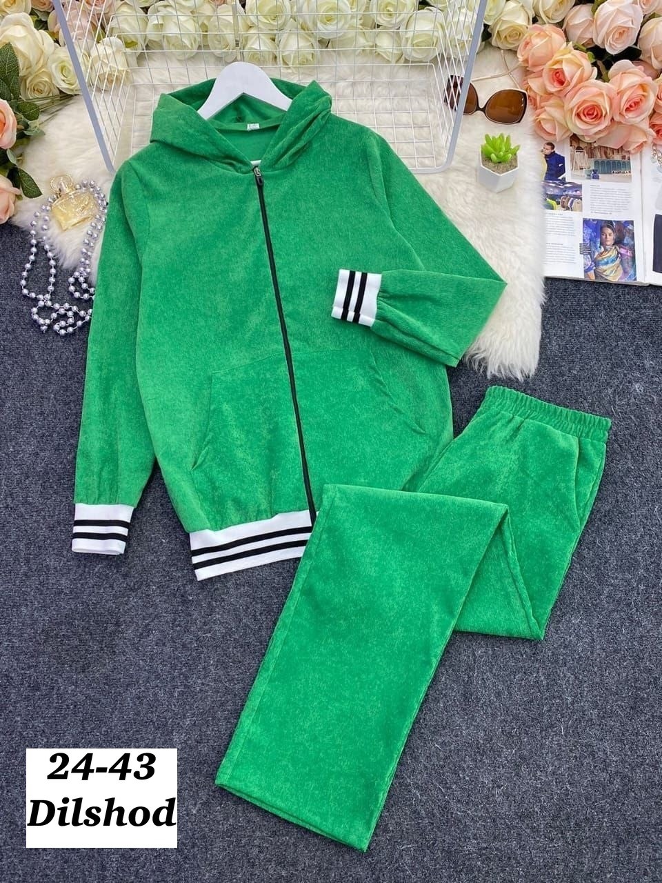 cпортивный костюм женский на флисе,спортивные костюмы женские,велюровые костюмы,костюм женские спортивные костюмы,костюм на флисе