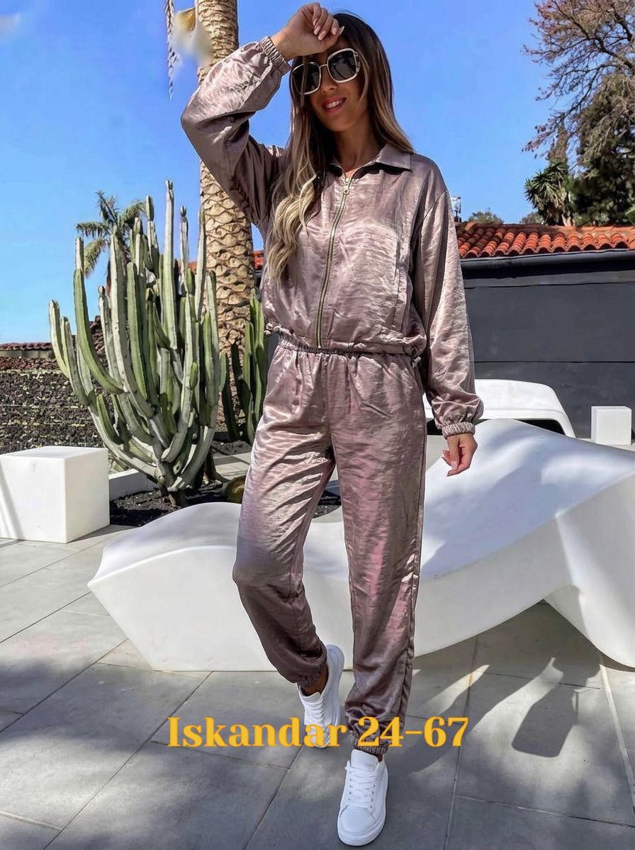 велюровый костюм,велюровый костюм женский,велюровый спортивный костюм,костюм спортивный женский,велюровый костюм тройка