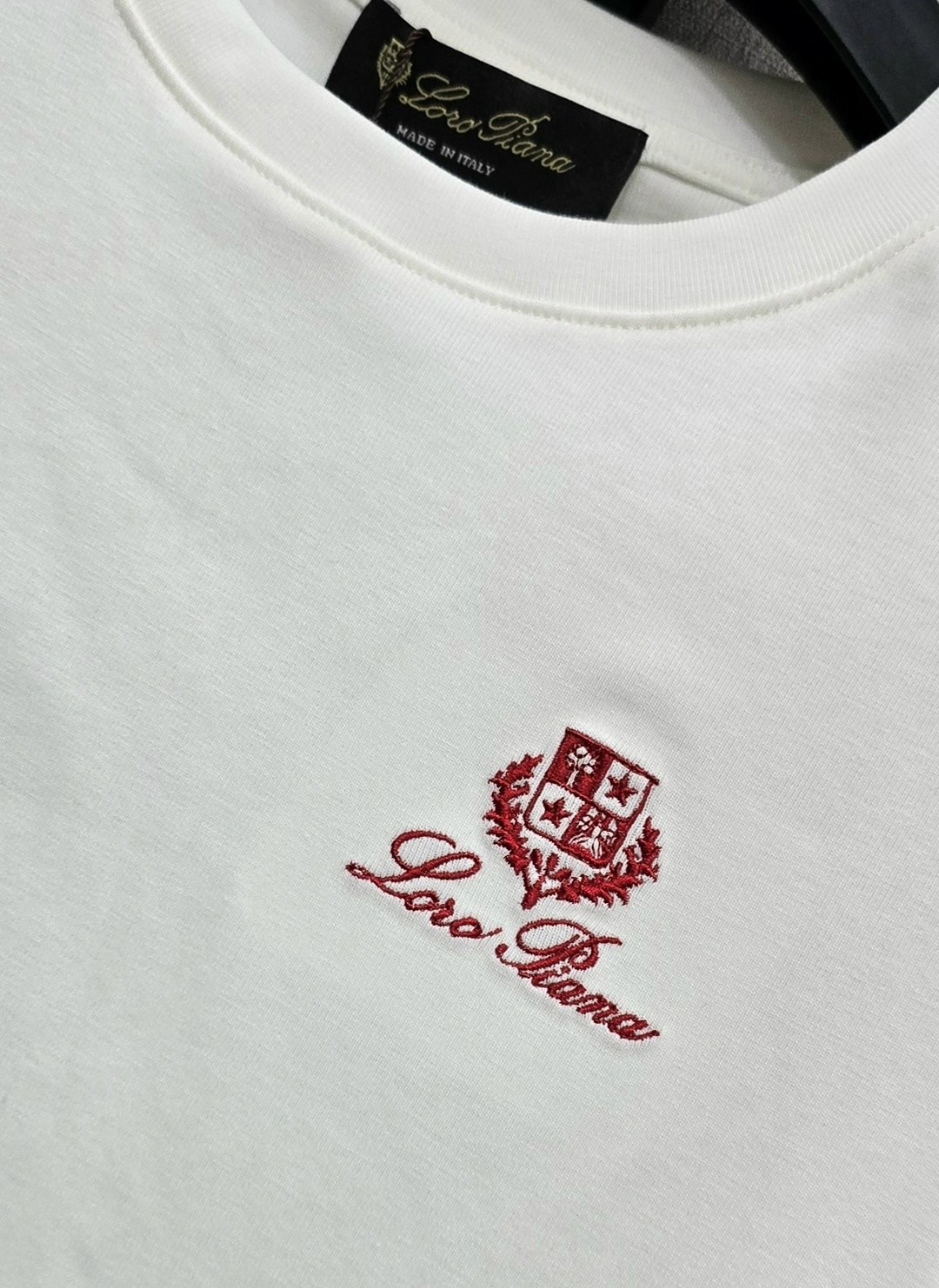 футболки женская,футболки женские мужские,футболка,футболки для женщин,монклер принт футболки