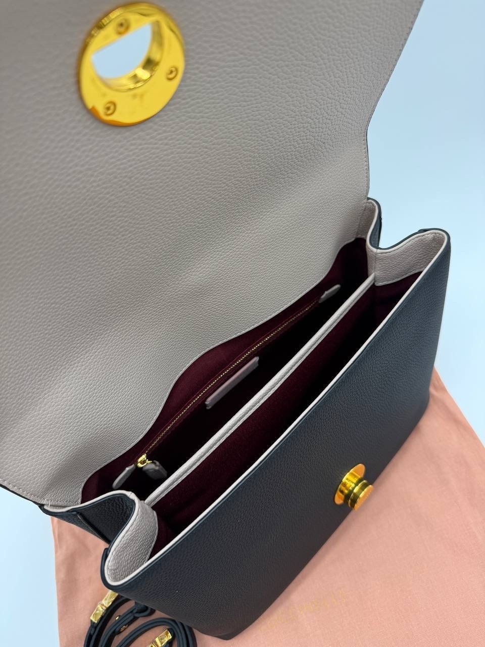 сумка сэтчел coccinelle liya черный,сумка coccinelle,женская сумка coccinelle,сумка сэтчел кожаная liya coccinelle,женская сумка bella