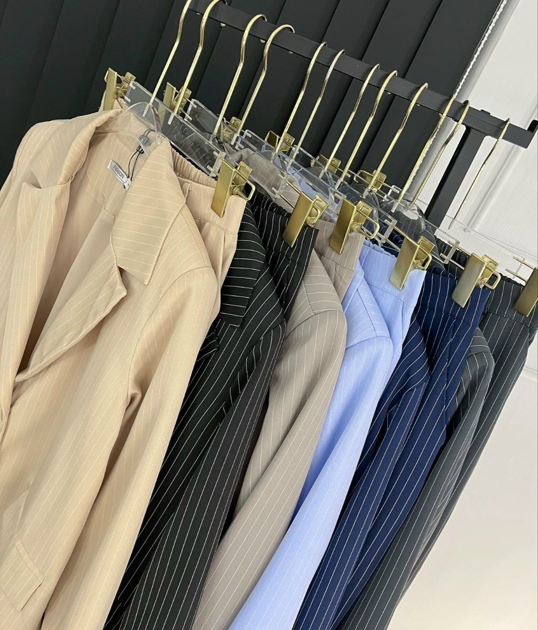 брючный костюм,брючный костюм женский,костюм классический,костюм двойка,костюм брючный тройка