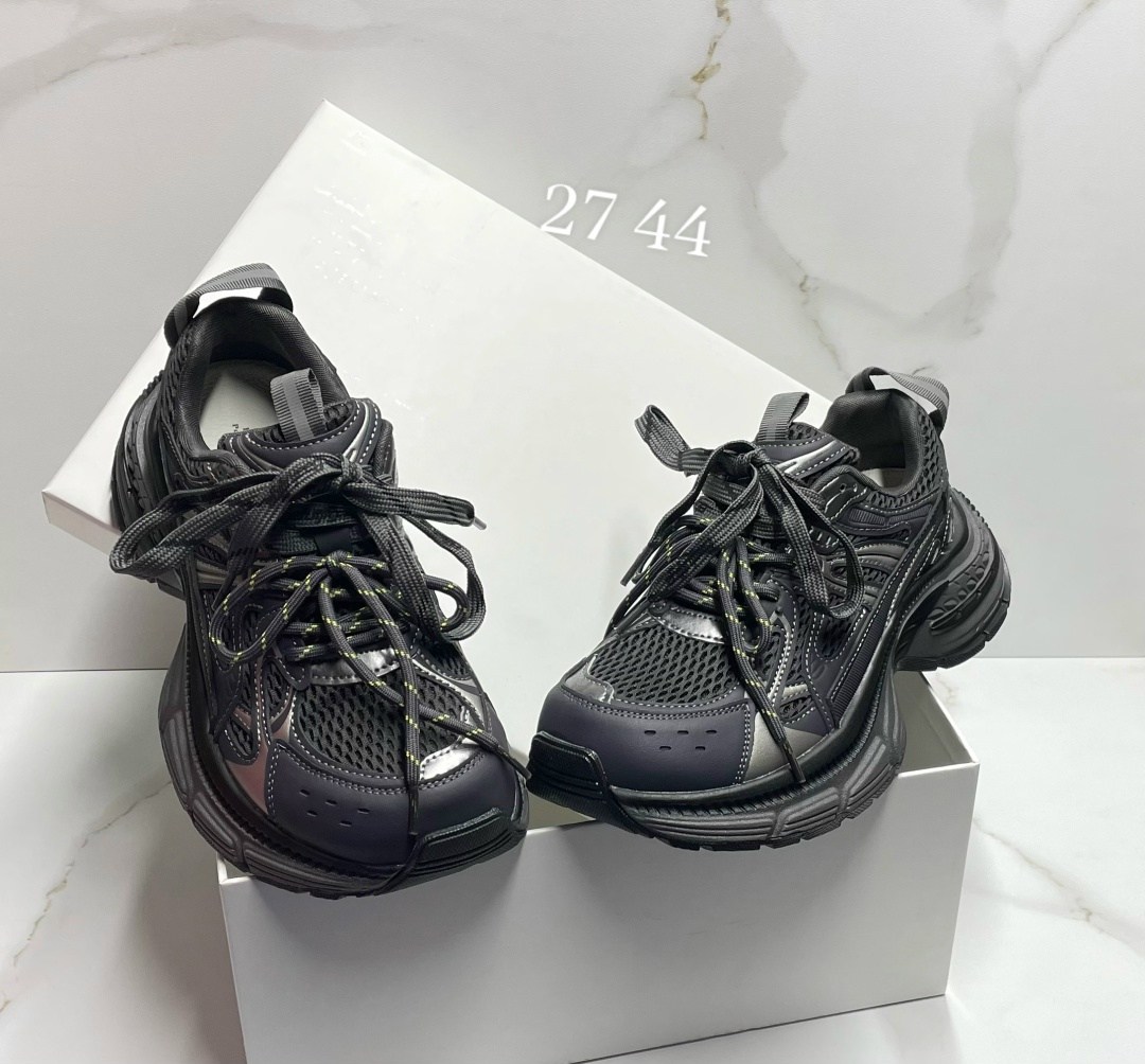 кроссовки женские balenciaga,кроссовки balenciaga,,balenciaga 10 xl кроссовки,кроссовки balenciaga 3 xl