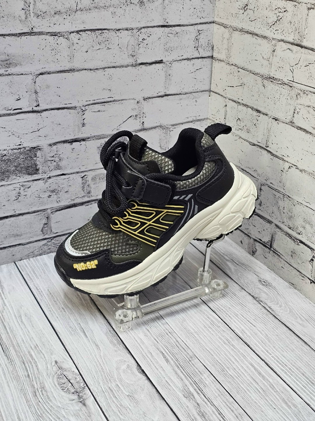 женские кроссовки,,кроссовка,черные кроссовки,кроссовки