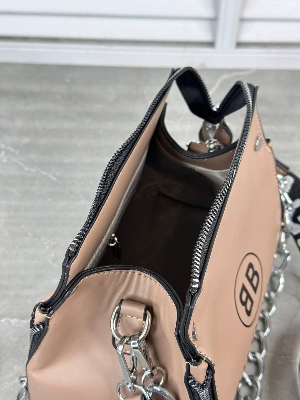 сумка женская balenciaga,сумки balenciaga,сумка баленсиага через плечо,сумка женская через плечо balenciaga,balenciaga сумка на плечо