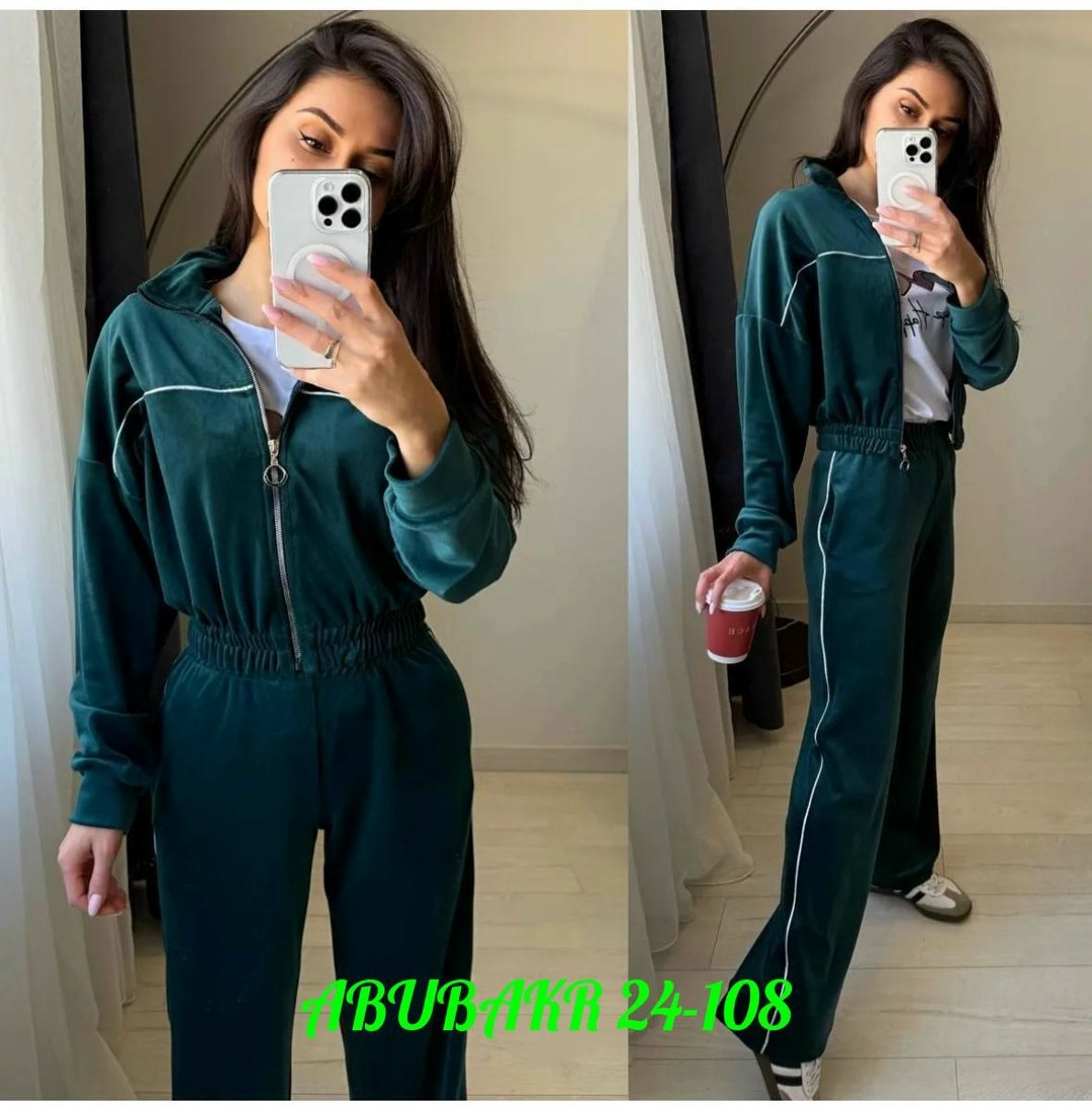 костюм спортивный велюровый женский,женский костюм ткань велюр,костюм спортивный женский,спортивный костюм,велюровый костюм