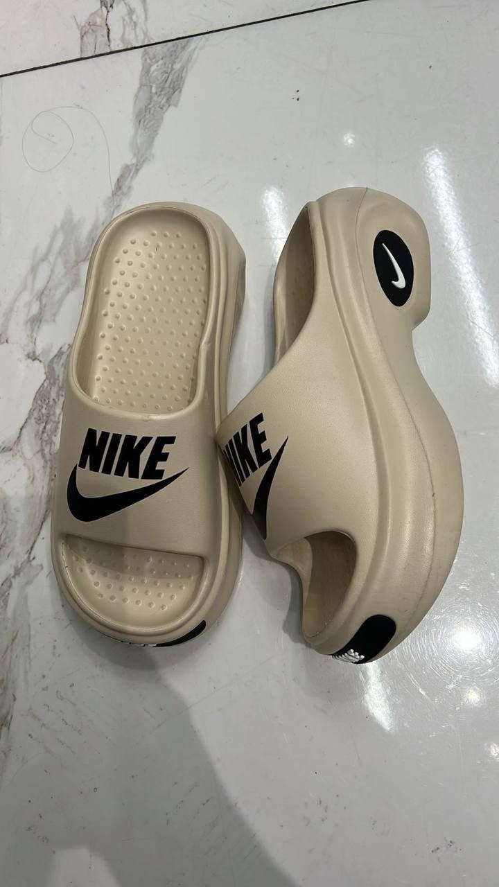 шлепанцы adidas,adidas тапочки,,adidas сланцы,шлепки женские