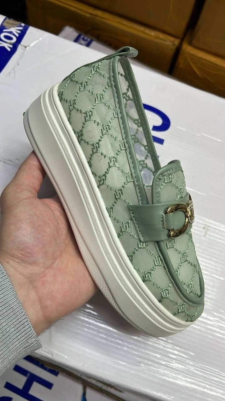 ,слипоны гуччи женские,лоферы женские gucci,туфли гуччи,гуччи лоферы