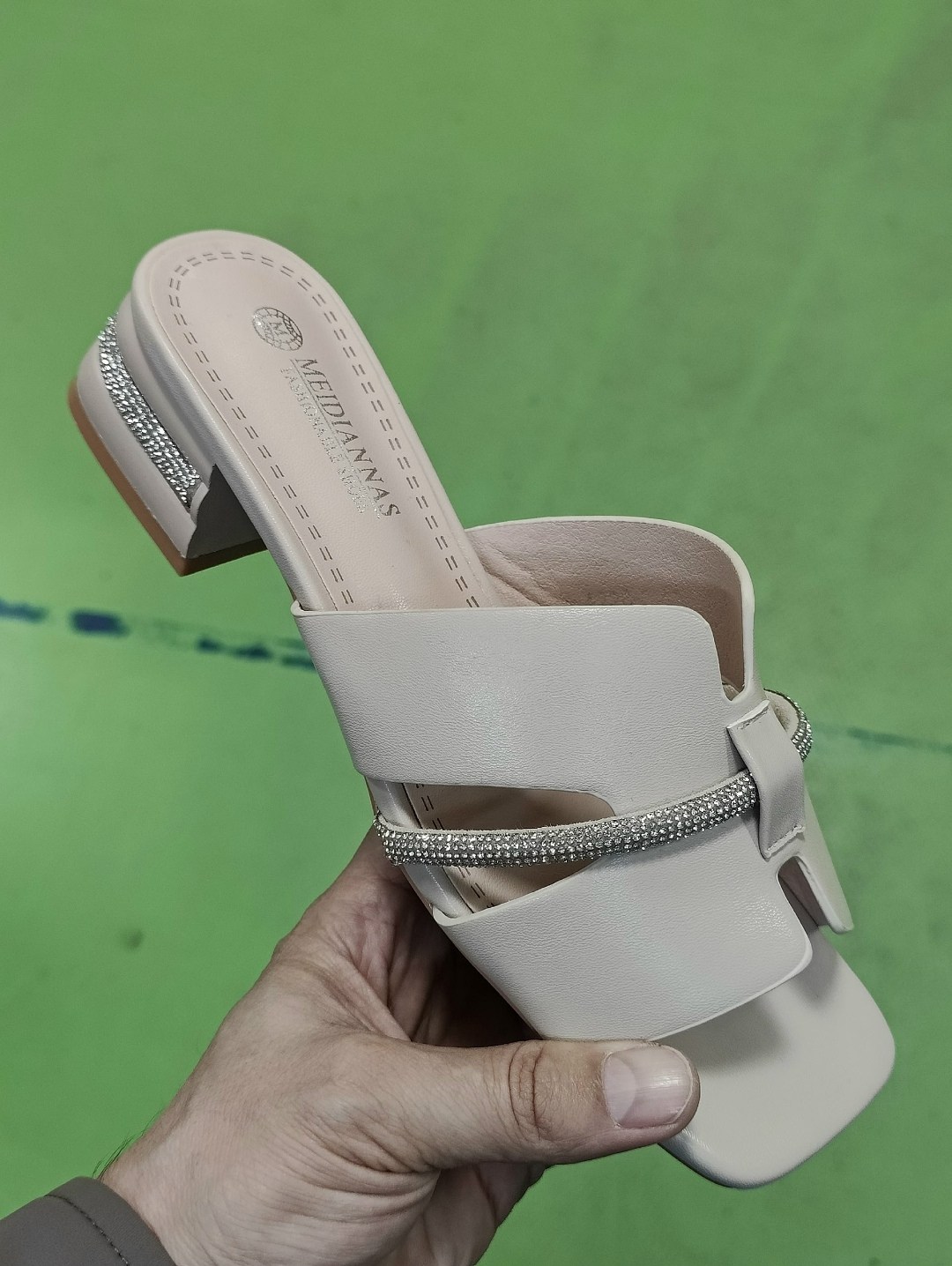 ,женские шлепанцы,женские босоножки,женская ,обуви