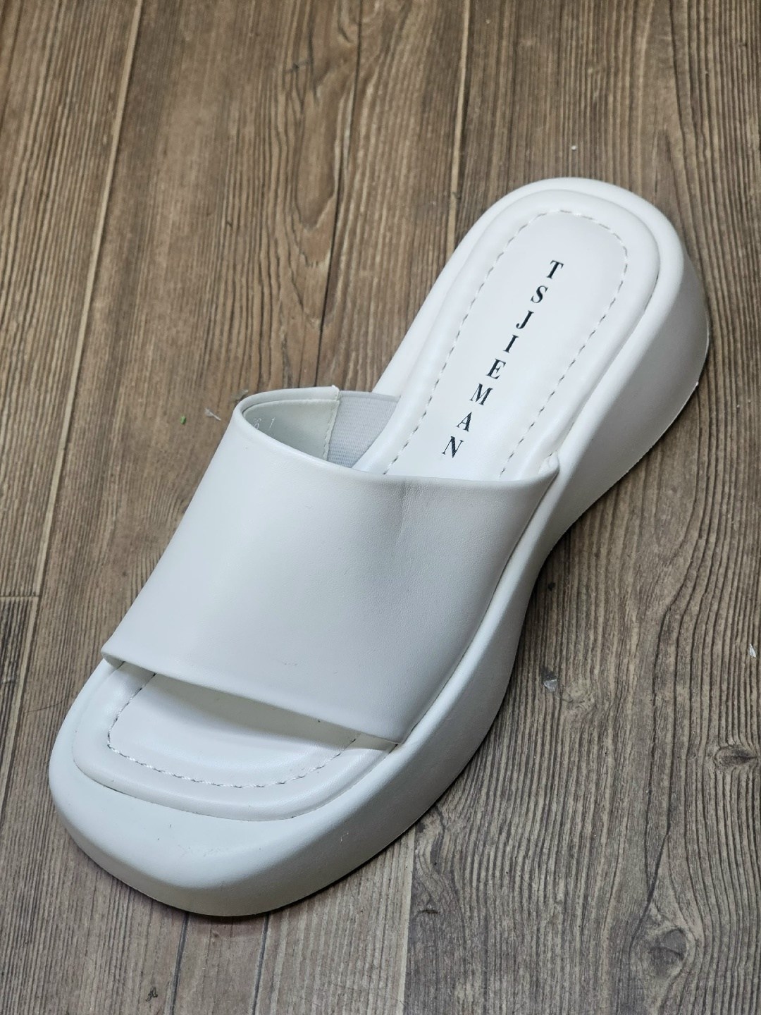 ,женские шлепанцы,шлепки женские,шлепки на платформе,шлепанцы на платформе