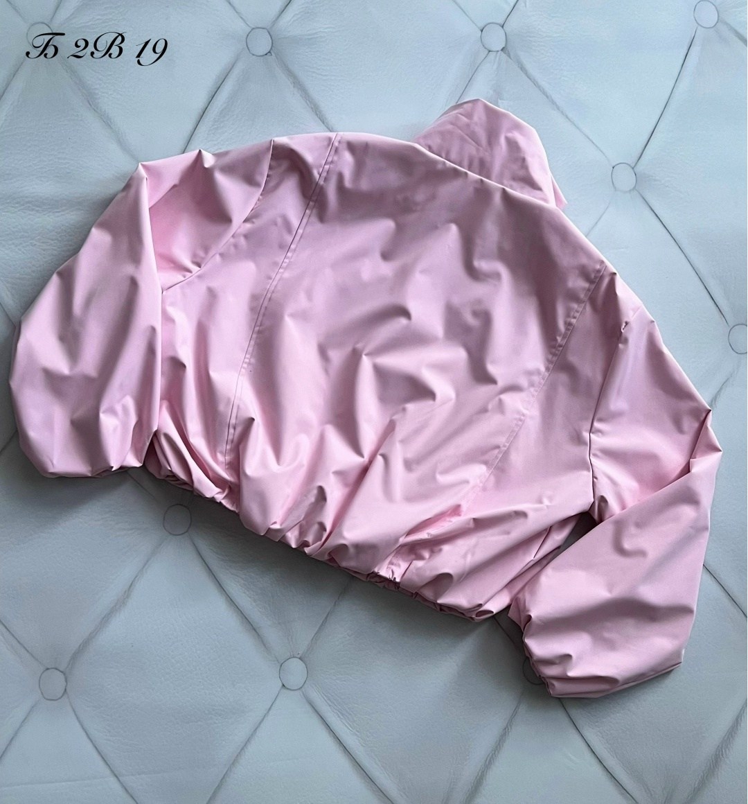 куртка бомбер,ветровка женская,стильная куртка,легкая куртка,женская куртка