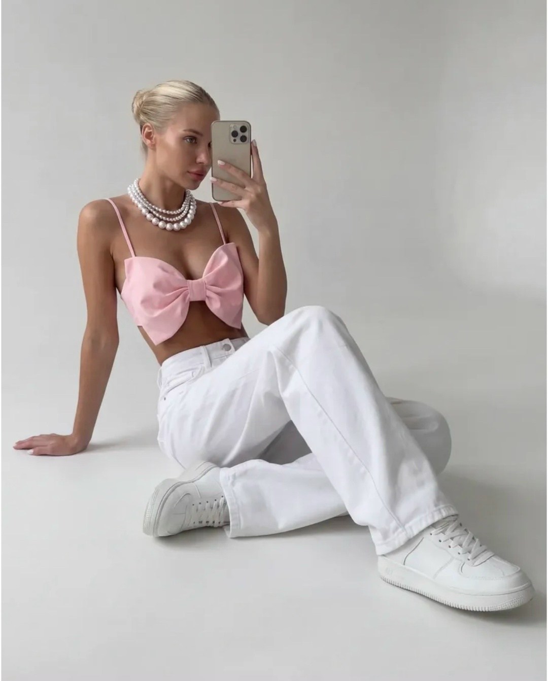 модные брюки,брюки белые,белые джинсы,широкие брюки