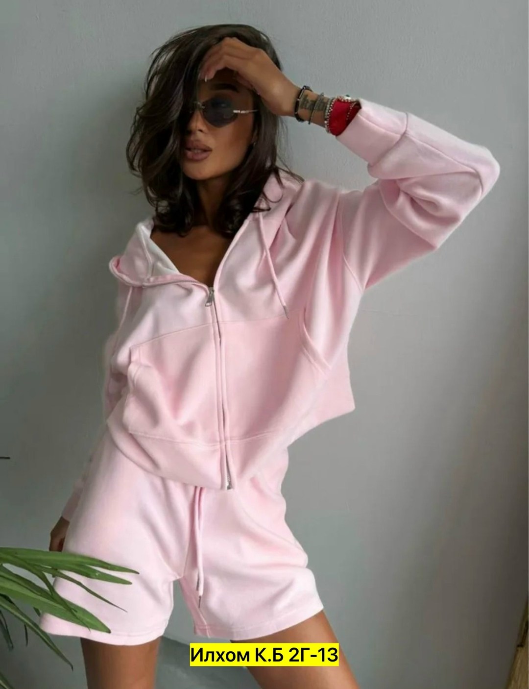 шорты повседневные,спортивные костюм с шортами,костюм кофта и шорты,костюм летний женский с шортами,летний костюм с шортами